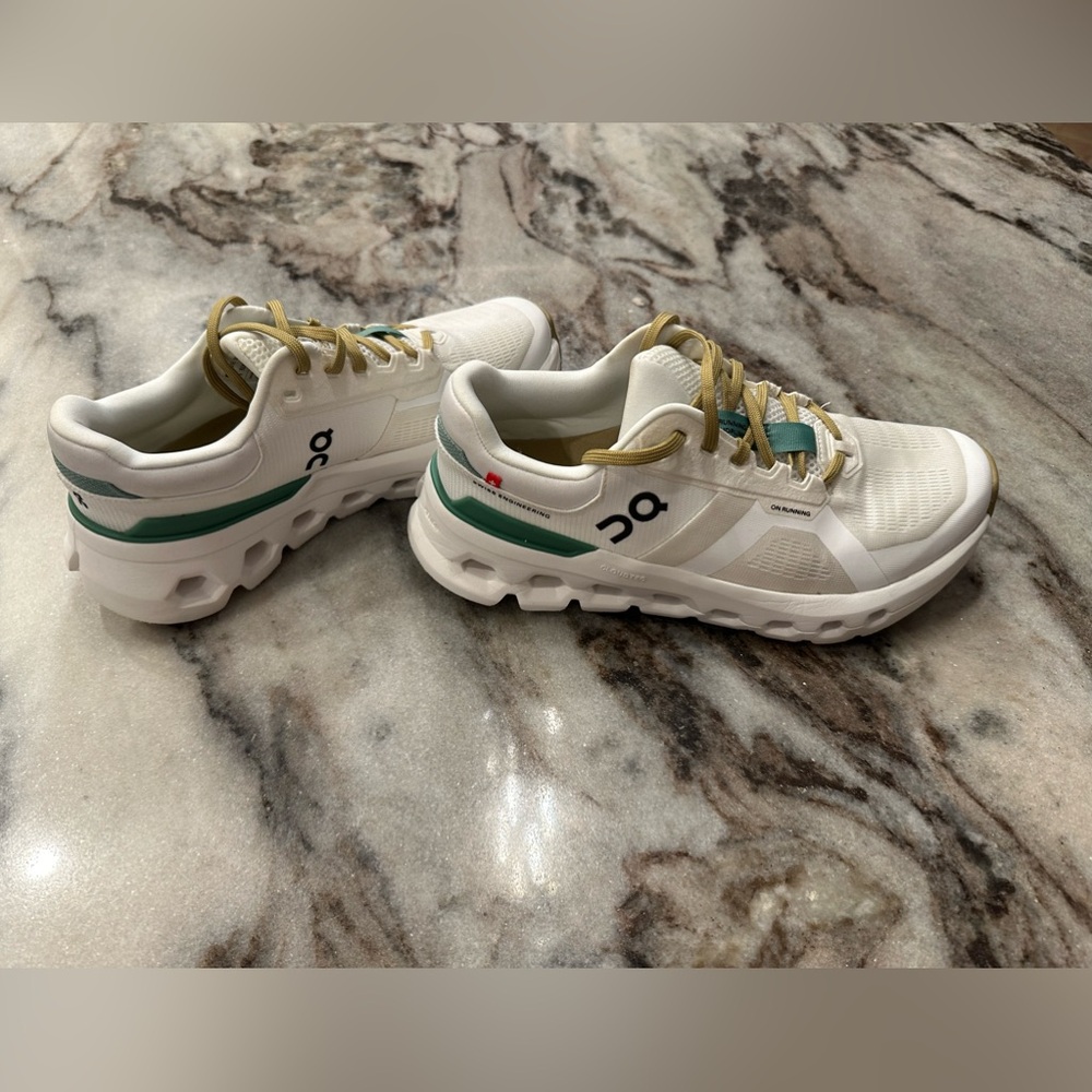 On Cloud Tennis Shoes